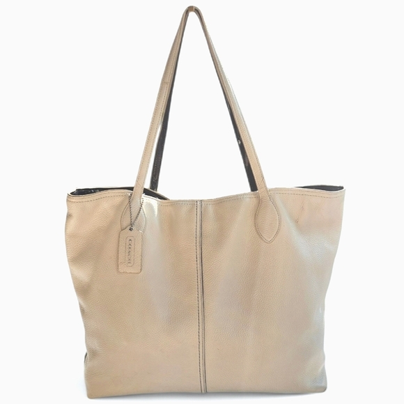 Coach Handbags - COACH | XL Parchment Shopper Travel Tote | Leather | Womens | Shoulder Bag